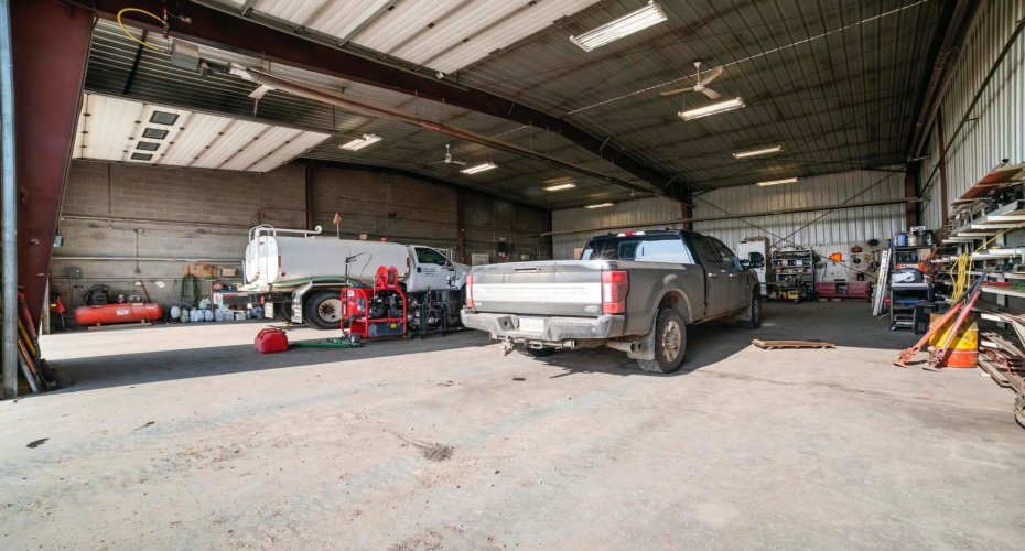 4707 39 Street, Camrose, Alberta T4V 2N6, ,Commercial,For Sale,39,A2066711