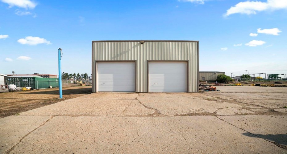 4707 39 Street, Camrose, Alberta T4V 2N6, ,Commercial,For Sale,39,A2066711