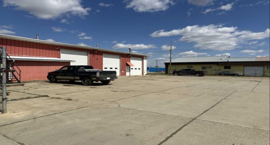 HUGE concrete pad & exterior storage shed