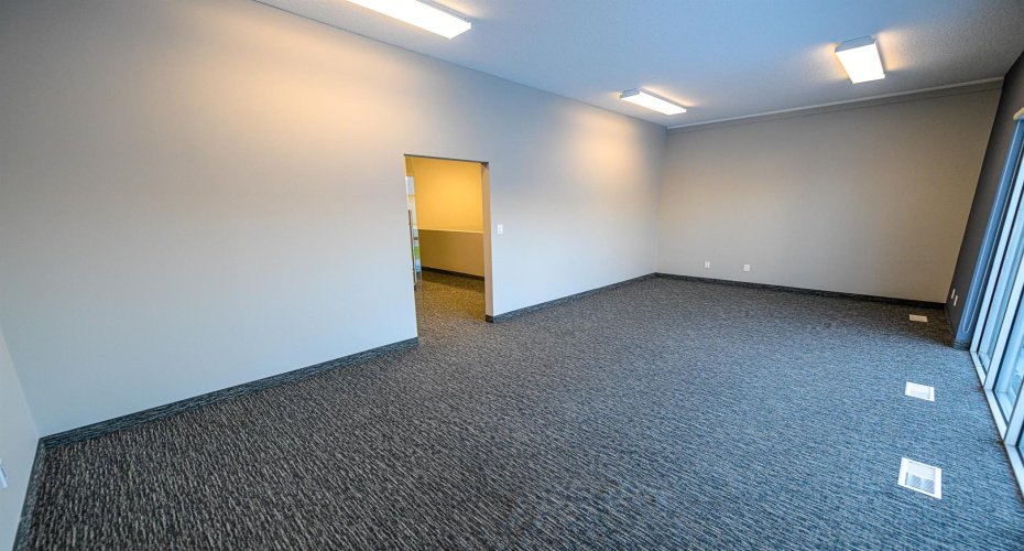 10920 84 Avenue, Grande Prairie, Alberta T8V 6H2, ,Commercial,For Lease,84,A2127665