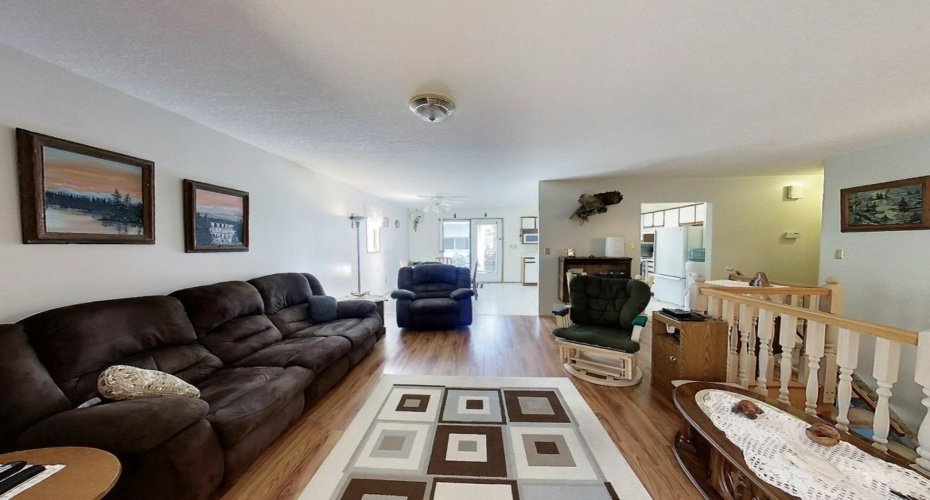 5114 49 AVE, Robb, Alberta T0E 1X0, 7 Bedrooms Bedrooms, ,5 BathroomsBathrooms,Residential,For Sale,49 AVE,A2136267