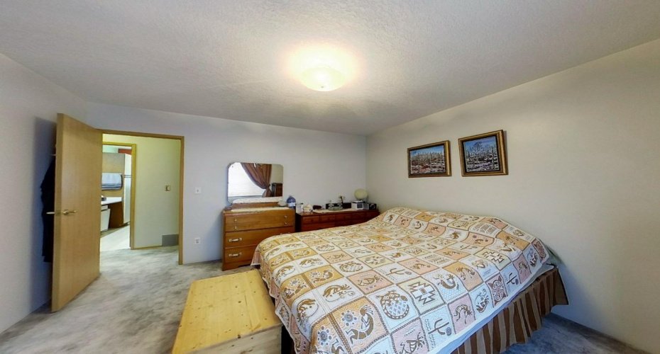 5114 49 AVE, Robb, Alberta T0E 1X0, 7 Bedrooms Bedrooms, ,5 BathroomsBathrooms,Residential,For Sale,49 AVE,A2136267