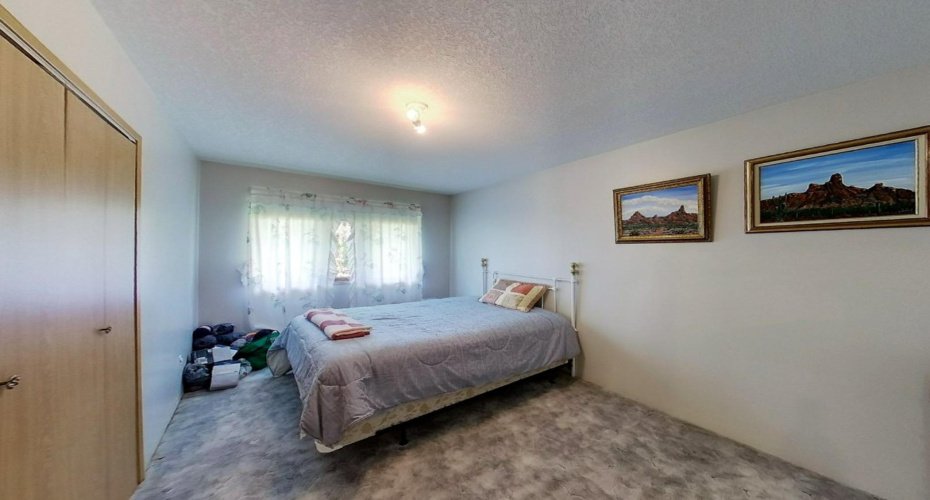 5114 49 AVE, Robb, Alberta T0E 1X0, 7 Bedrooms Bedrooms, ,5 BathroomsBathrooms,Residential,For Sale,49 AVE,A2136267