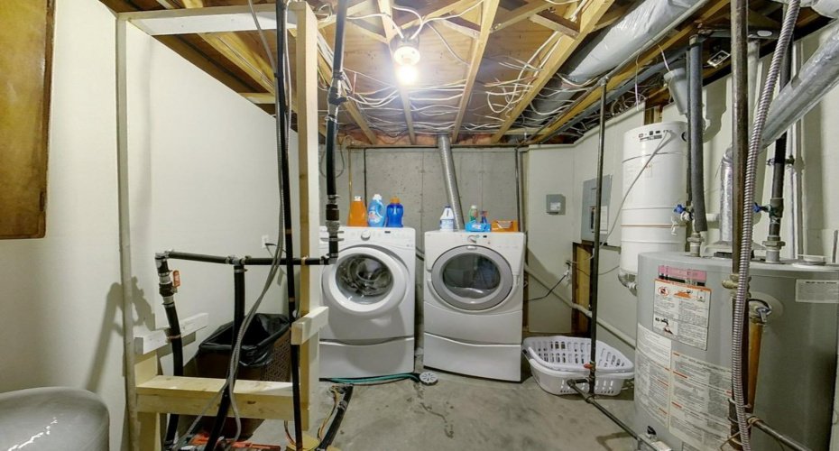 5114 49 AVE, Robb, Alberta T0E 1X0, 7 Bedrooms Bedrooms, ,5 BathroomsBathrooms,Residential,For Sale,49 AVE,A2136267