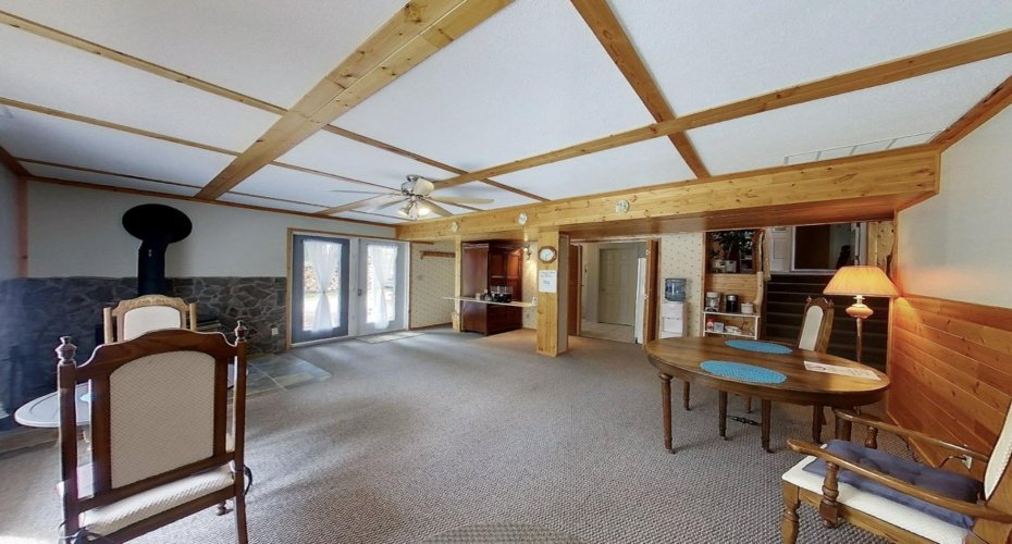 5114 49 AVE, Robb, Alberta T0E 1X0, 7 Bedrooms Bedrooms, ,5 BathroomsBathrooms,Residential,For Sale,49 AVE,A2136267