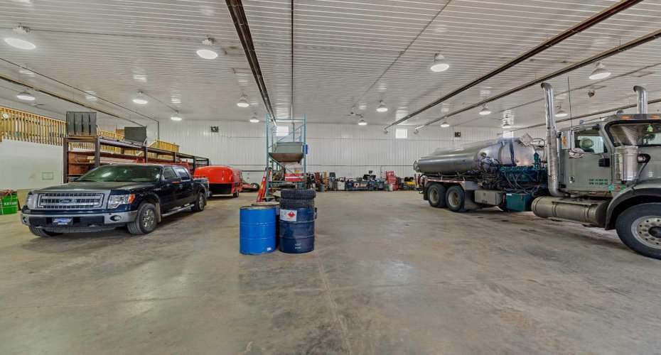 East of Reinhart Ind. Pk. NW 9, Rural Vermilion River, County of, Alberta T9V 3B9, ,Commercial,For Sale,NW 9,A2070374