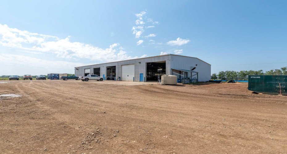 East of Reinhart Ind. Pk. NW 9, Rural Vermilion River, County of, Alberta T9V 3B9, ,Commercial,For Sale,NW 9,A2070374