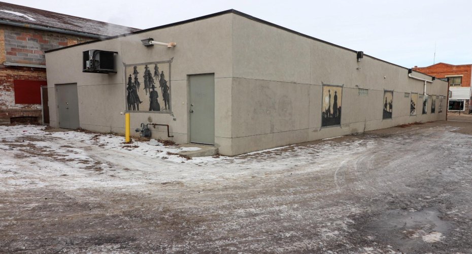 649 3 Street, Medicine Hat, Alberta T1A 0H4, ,Commercial,For Sale,3,A1169834