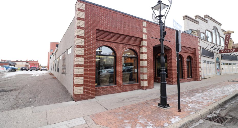649 3 Street, Medicine Hat, Alberta T1A 0H4, ,Commercial,For Sale,3,A1169834