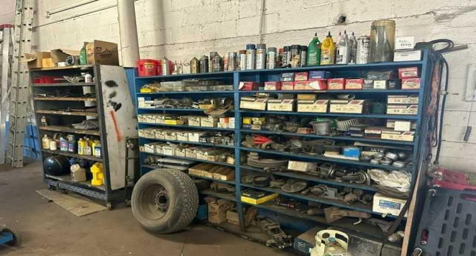 301 2 Avenue, Hanna, Alberta T0J1P0, ,Commercial,For Sale,2,A2138034