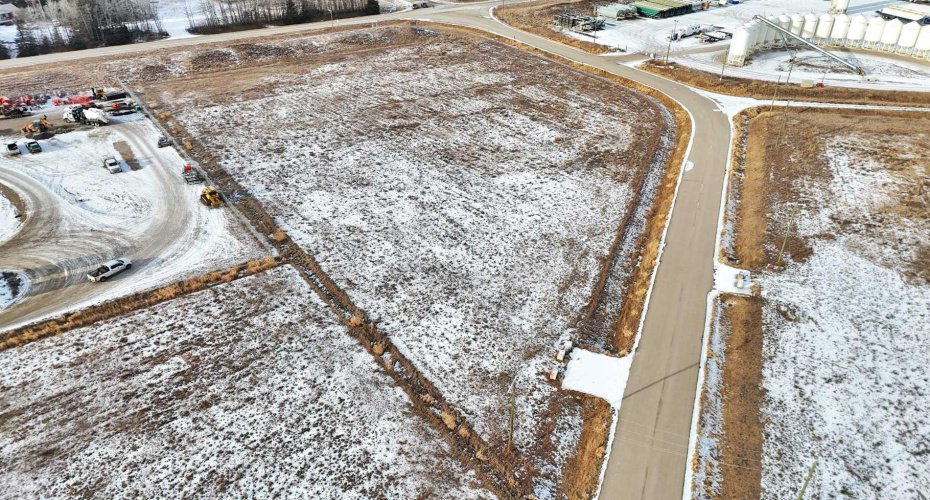 10 Metaldog Drive 3.83 Acres