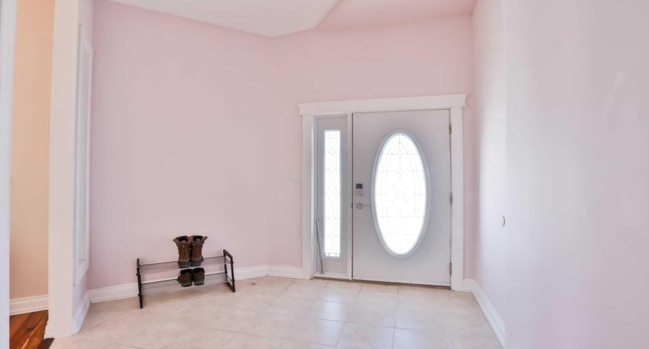 328 Railway Avenue, Travers, Alberta T0L 1G0, 5 Bedrooms Bedrooms, ,5 BathroomsBathrooms,Residential,For Sale,Railway,A2143158