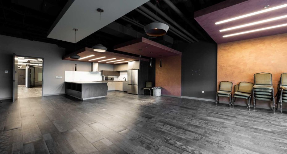 420 Taiganova Crescent, Fort McMurray, Alberta T9K 0T4, ,Commercial,For Lease,Taiganova,A2145269