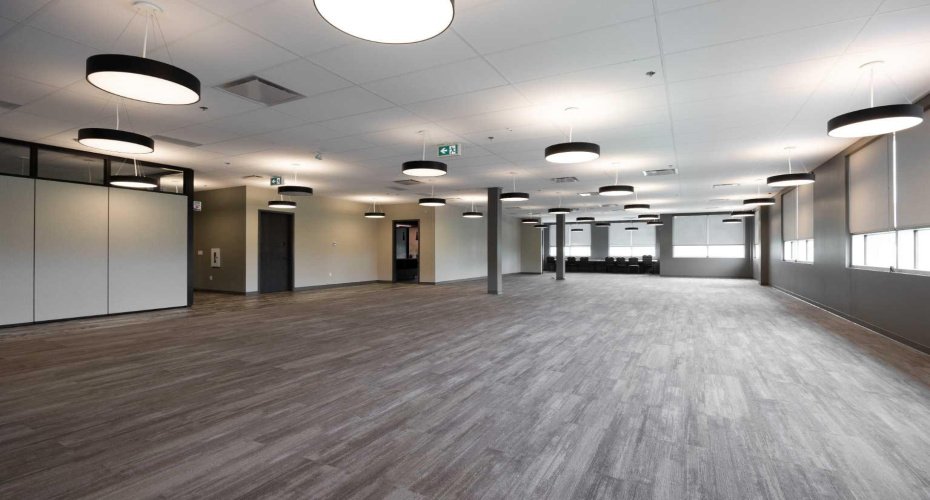 420 Taiganova Crescent, Fort McMurray, Alberta T9K 0T4, ,Commercial,For Lease,Taiganova,A2145269