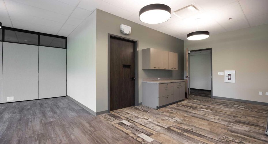 420 Taiganova Crescent, Fort McMurray, Alberta T9K 0T4, ,Commercial,For Lease,Taiganova,A2145269