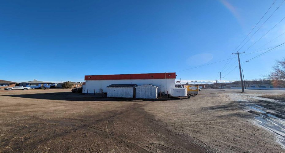 710 Gershaw Drive, Medicine Hat, Alberta T1A 5C8, ,Commercial,For Sale,Gershaw,A2148389