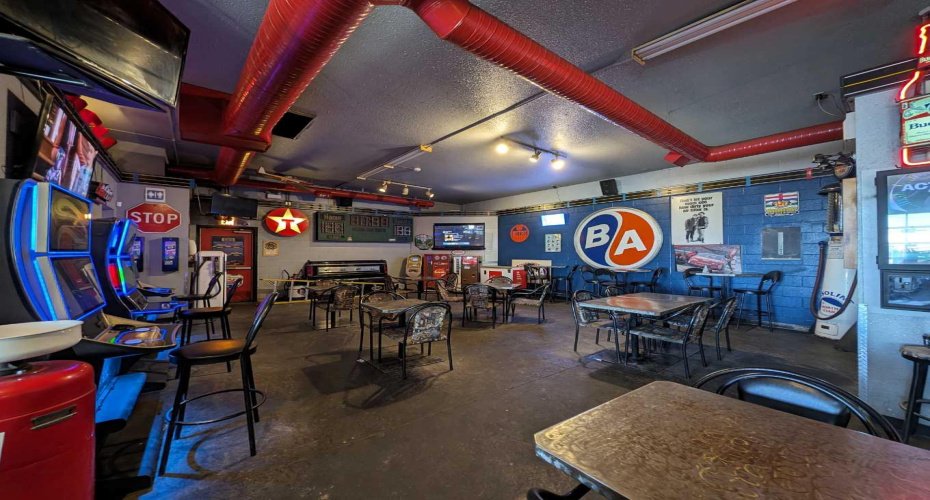 710 Gershaw Drive, Medicine Hat, Alberta T1A 5C8, ,Commercial,For Lease,Gershaw,A2148416