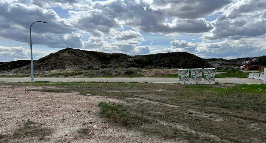 104 10 Avenue, Drumheller, Alberta T0J 0Y6, ,Land,For Sale,10,A2148886