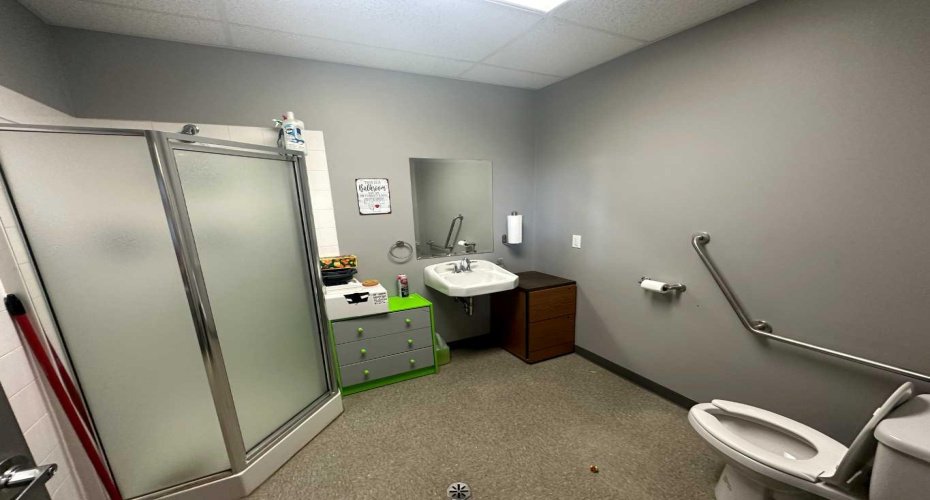 9020 150 Avenue, Grande Prairie, Alberta T8X 0E8, ,Commercial,For Lease,150,A2148471