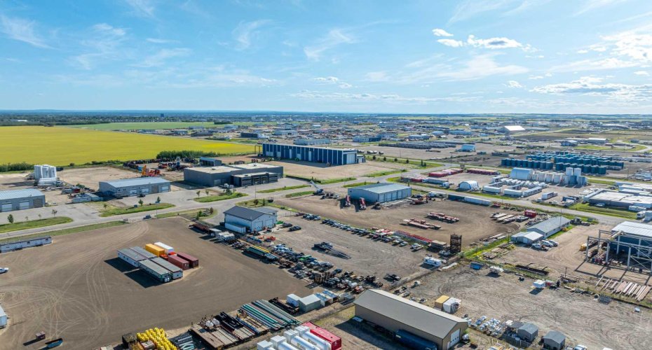 9020 150 Avenue, Grande Prairie, Alberta T8X 0E8, ,Commercial,For Lease,150,A2148471