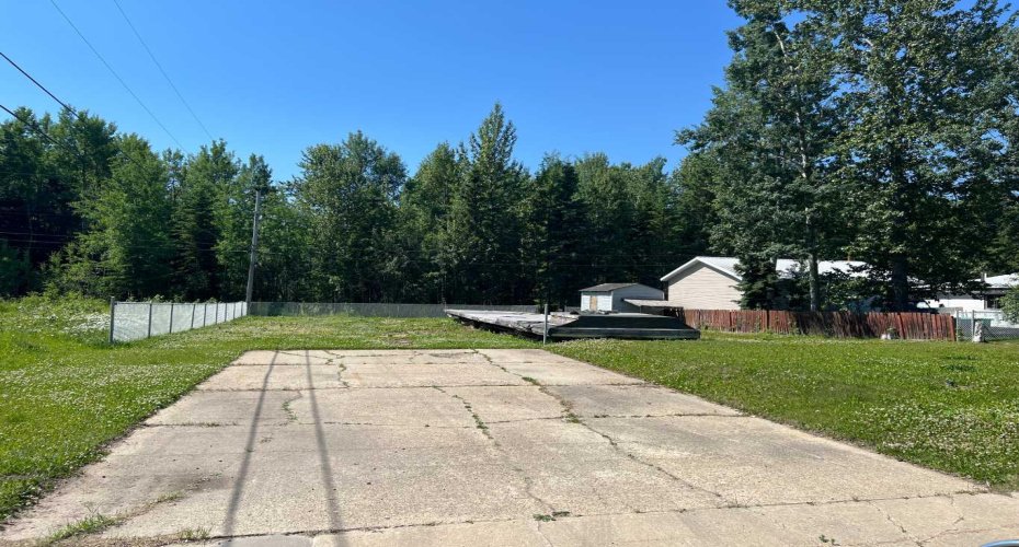 413 2 Avenue, Fox Creek, Alberta T0H1P0, ,Land,For Sale,2,A2149974