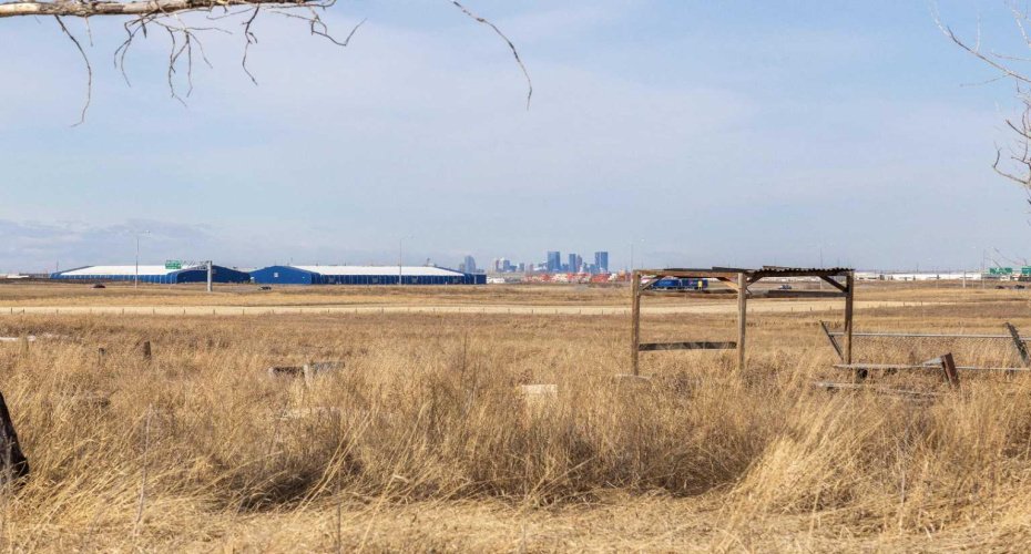 13515 84 Street, Calgary, Alberta T3S 0A6, ,Commercial,For Sale,84,A2149049