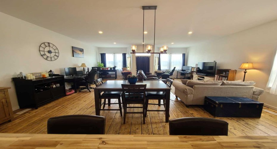 10006 100 Street, Nampa, Alberta T0H 2R0, 3 Bedrooms Bedrooms, ,2 BathroomsBathrooms,Residential,For Sale,100,A2150708