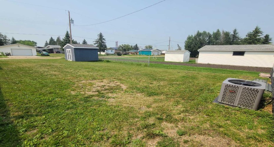 10006 100 Street, Nampa, Alberta T0H 2R0, 3 Bedrooms Bedrooms, ,2 BathroomsBathrooms,Residential,For Sale,100,A2150708