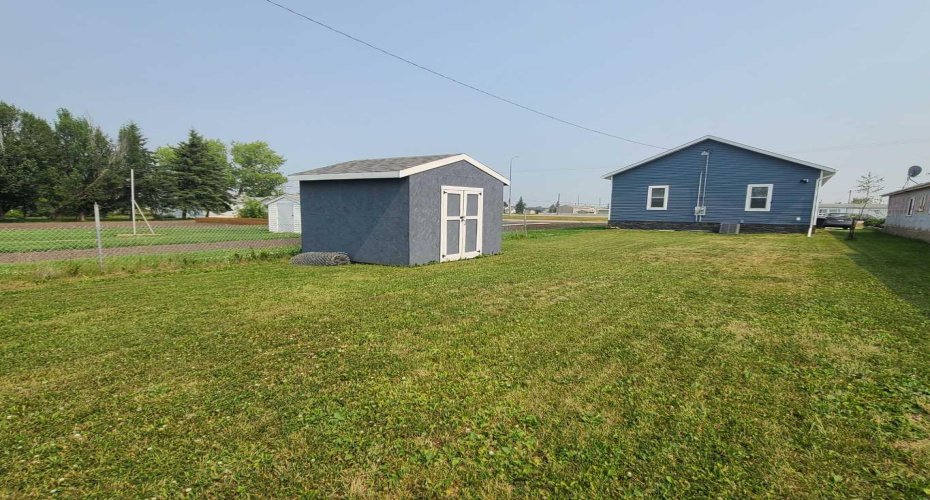 10006 100 Street, Nampa, Alberta T0H 2R0, 3 Bedrooms Bedrooms, ,2 BathroomsBathrooms,Residential,For Sale,100,A2150708