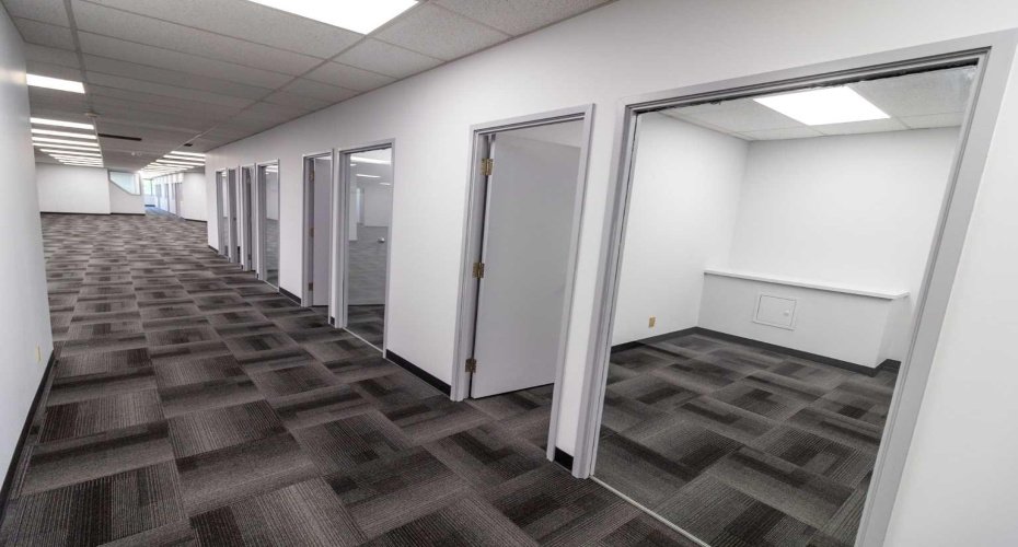 1530 27 Avenue, Calgary, Alberta T2E 7S6, ,Commercial,For Lease,27,A2083961