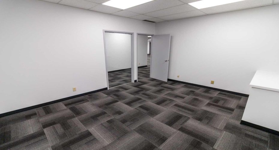 1530 27 Avenue, Calgary, Alberta T2E 7S6, ,Commercial,For Lease,27,A2083961