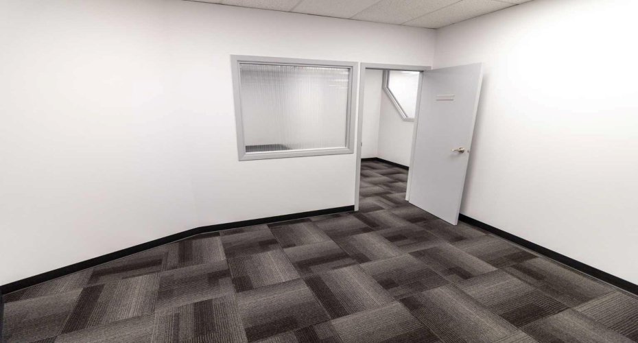 1530 27 Avenue, Calgary, Alberta T2E 7S6, ,Commercial,For Lease,27,A2083961