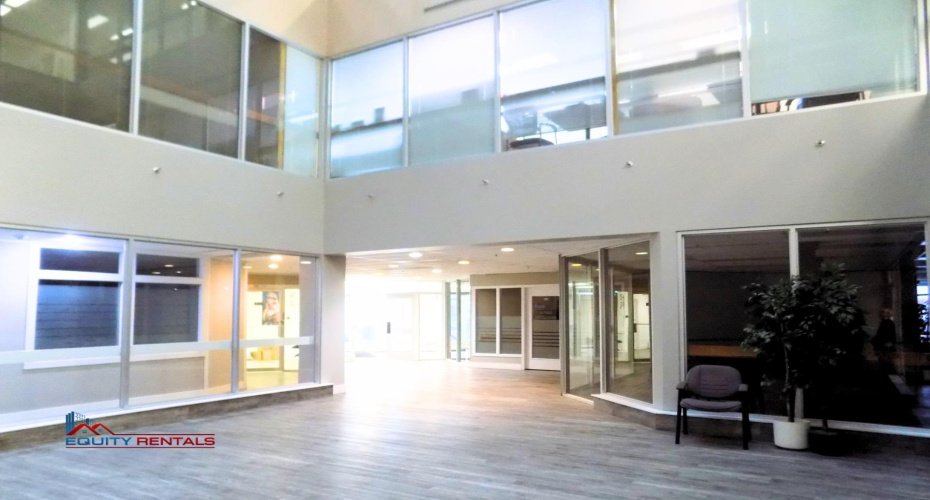 9804 100 Avenue, Grande Prairie, Alberta T8V 0T8, ,Commercial,For Lease,Cooperators Square,100,A2087343