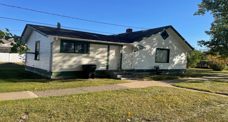 11304 102 Ave, Fairview, Alberta T0H1L0, 1 Bedroom Bedrooms, ,1 BathroomBathrooms,Residential,For Sale,102 Ave,A2084570