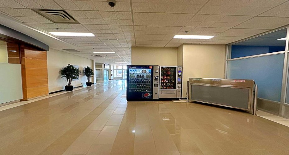 9816 Hardin Street, Fort McMurray, Alberta T9H 4K3, ,Commercial,For Lease,Hardin Street Building,Hardin,A2154606