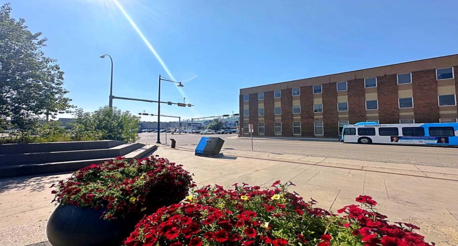 9816 Hardin Street, Fort McMurray, Alberta T9H 4K3, ,Commercial,For Lease,Hardin Street Building,Hardin,A2154606