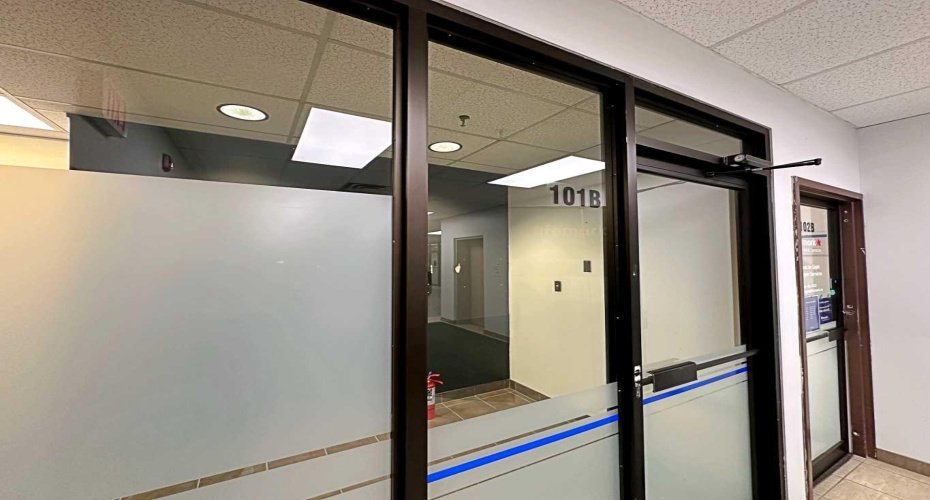 9816 Hardin Street, Fort McMurray, Alberta T9H 4K3, ,Commercial,For Lease,Hardin Street Building,Hardin,A2154606