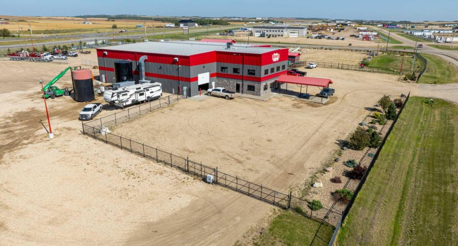 721072 Range Road 53, Rural Grande Prairie No. 1, County of, Alberta T8X 0N5, ,Commercial,For Sale,Range Road 53,A2158826