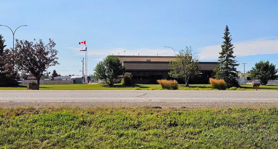 716 Main Avenue, Sundre, Alberta T0M 1X0, ,Land,For Sale,Main,A2160129