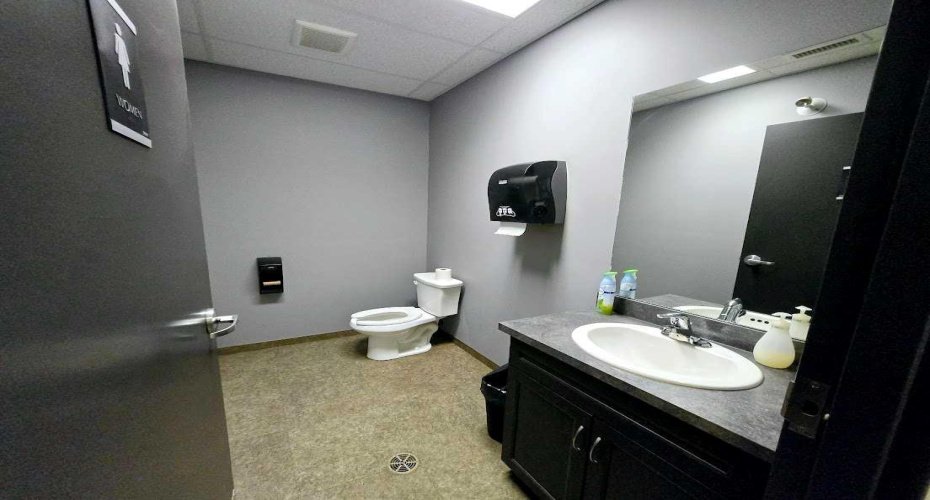 # 9 Spruce Drive, Sedgewick, Alberta T0B 4C0, ,Commercial,For Sale,Spruce,A2160622