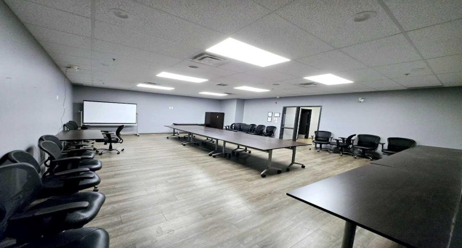 # 9 Spruce Drive, Sedgewick, Alberta T0B 4C0, ,Commercial,For Sale,Spruce,A2160622