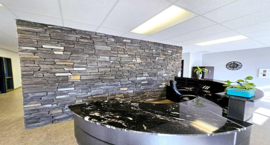 # 9 Spruce Drive, Sedgewick, Alberta T0B 4C0, ,Commercial,For Sale,Spruce,A2160622