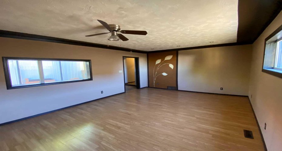 165 Centre Street, Tilley, Alberta T0J 3K0, ,Commercial,For Sale,Centre,A2162324