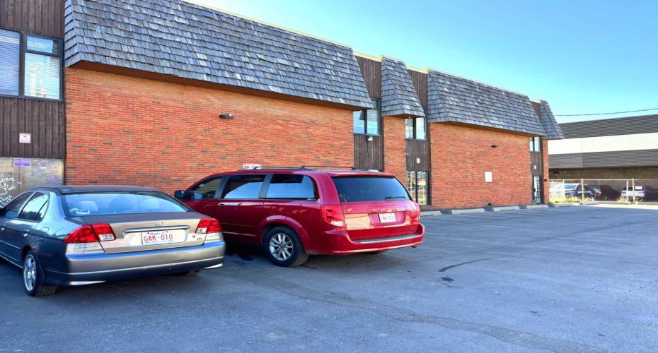 1817 48 Street, Calgary, Alberta T3K 3C1, ,Commercial,For Lease,48,A2164014