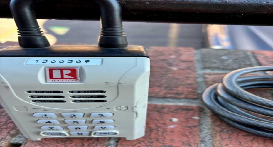 1817 48 Street, Calgary, Alberta T3K 3C1, ,Commercial,For Lease,48,A2164014