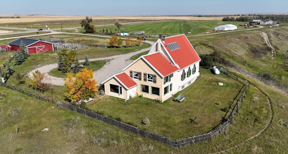 270002 AB 505 Highway, Glenwood, Alberta T0K 2R0, 4 Bedrooms Bedrooms, ,3 BathroomsBathrooms,Residential,For Sale,AB 505,A2164406