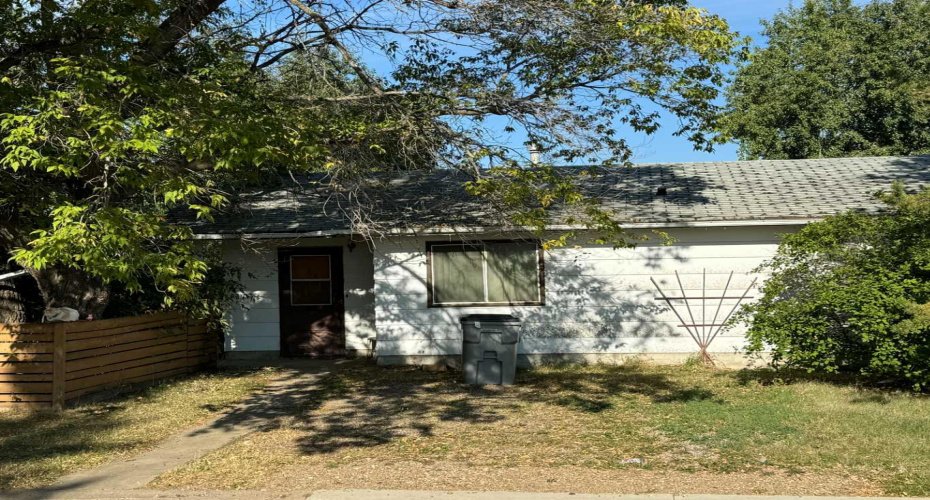 1237 6 Avenue, Wainwright, Alberta T9W 1G2, 2 Bedrooms Bedrooms, ,1 BathroomBathrooms,Residential,For Sale,6,A2162876