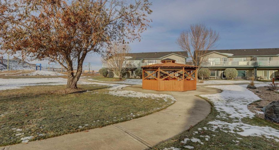 23 Garden Way, Drumheller, Alberta T0J 0Y5, 1 Bedroom Bedrooms, ,3 BathroomsBathrooms,Residential,For Sale,Garden Way,A2092426