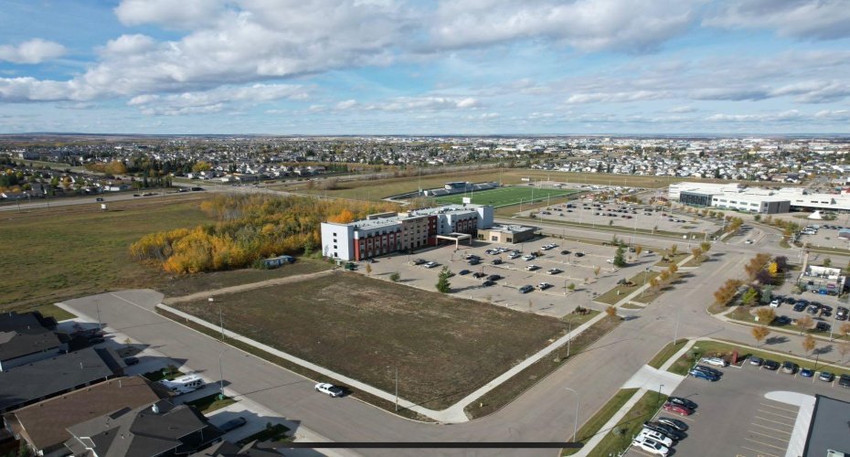 66 Avenue 106 Street, Grande Prairie, Alberta T8W 0K8, ,Land,For Sale,106,A2171374