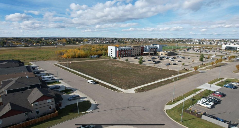 66 Avenue 106 Street, Grande Prairie, Alberta T8W 0K8, ,Land,For Sale,106,A2171374